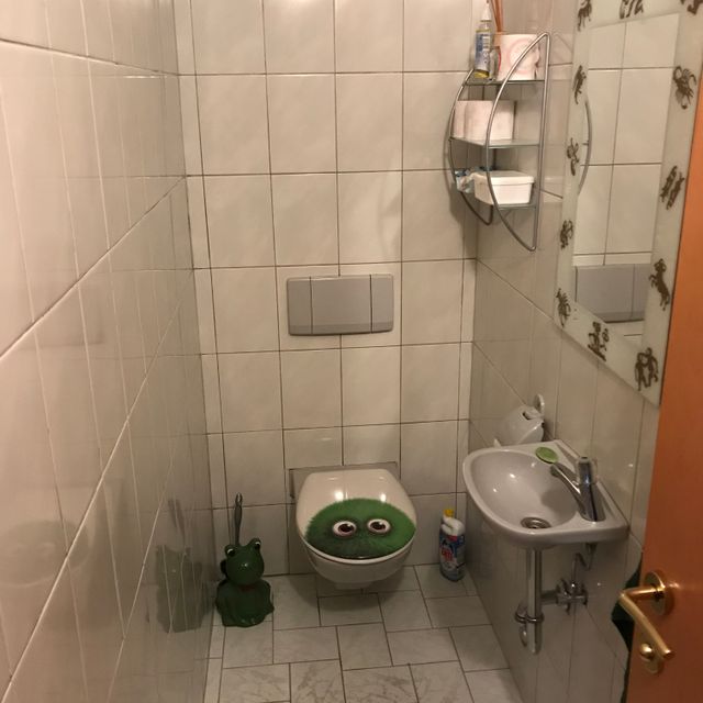 WC alt